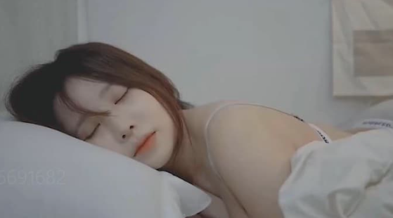 ASMR主播允英温柔助眠合集｜韩国小姐姐Yoonying沉浸式耳语9V作品[9V]