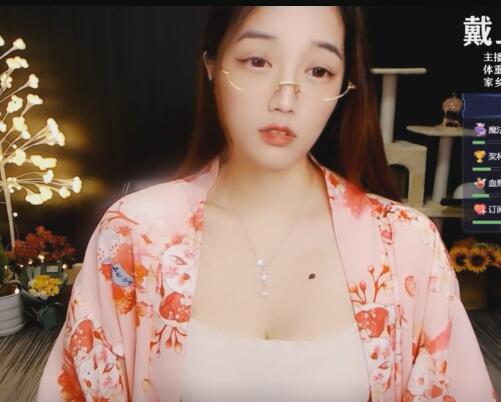 虎牙闪耀夏乔恩ASMR御姐音作品：摇晃水瓶+跑马触发音沉浸体验[MP4/1080P]