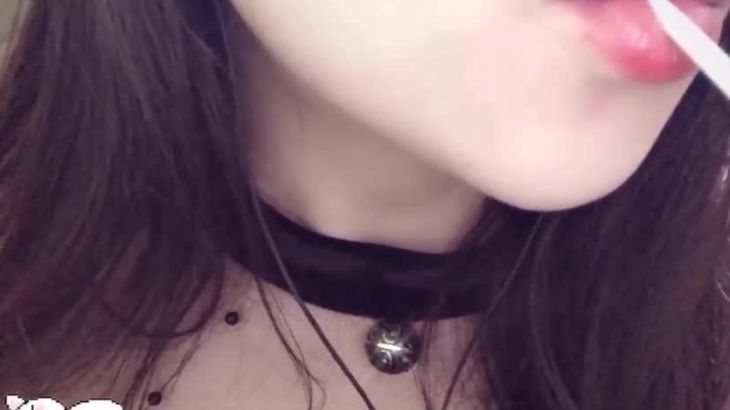 ASMR小姐姐性感的嘴唇 助眠哄睡舒适体验 ASMR小姐姐性感的嘴唇 助眠哄睡舒适体验