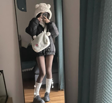 ASMR中文音声芝恩㱏爱发电1月作品：温柔御姐音沉浸式助眠体验【24年1月爱发电4A】