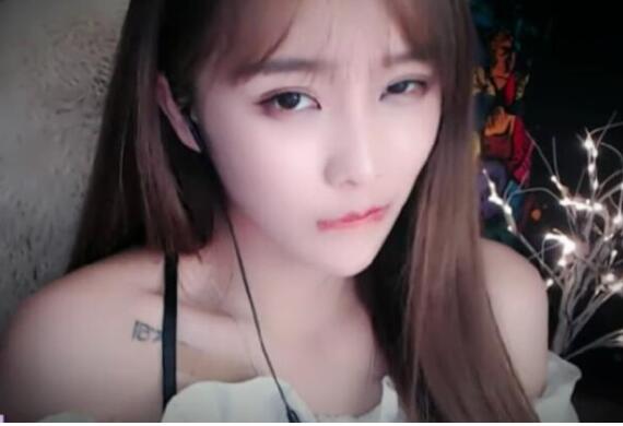 丸子君高能舌尖口腔音+手湿弹舌名场面，二次元人气主播ASMR作品集[中文音声/高清]