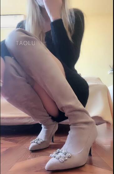 训狗师音音ASMR体罚课：音音老师角色扮演+沉浸式触发音效解析 [562M]