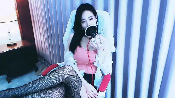 斗鱼宛妹wm火箭定制福利 开档网袜 斗鱼宛妹wm火箭定制福利 开档网袜